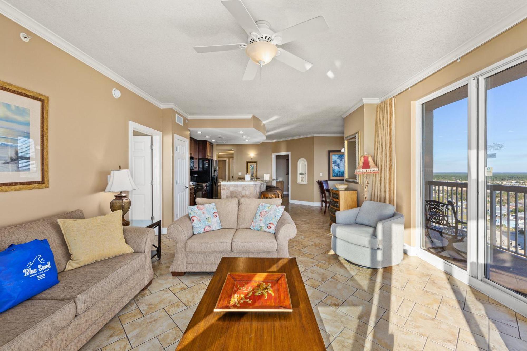 Holiday home Gulf Front Master Bedroom! 2 Pools & Hot Tubs! Sleeps 8! *